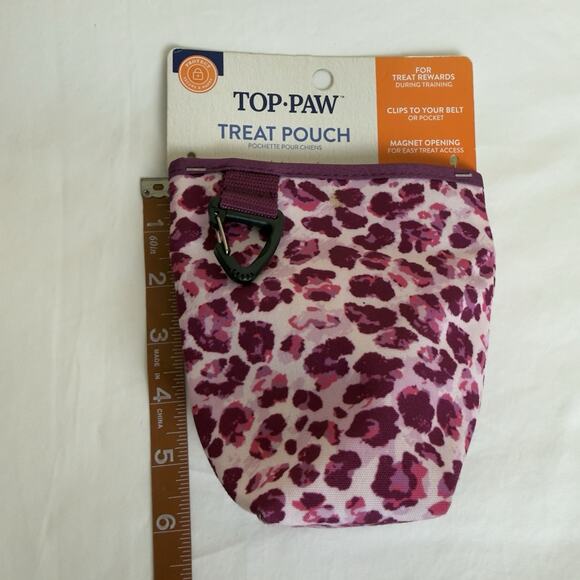 Top Paw Dog Treat Bag – Purple Leopard Print Training Pouch with Magnetic Clip - Picture 6 of 7